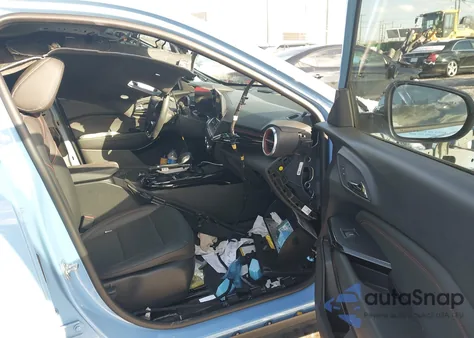 2024 Chevrolet Trax Fwd 2Rs из США, поврежденный, VIN KL77LJE25RC120083